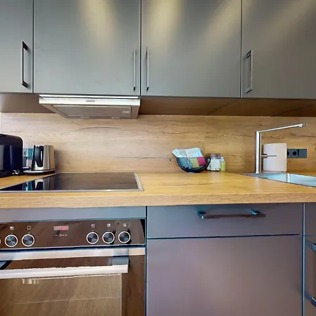 - Riessersee Garmisch-Partenkirchen