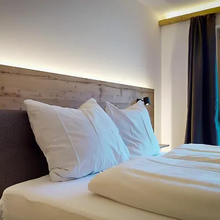 - Riessersee Apartment Garmisch-Partenkirchen